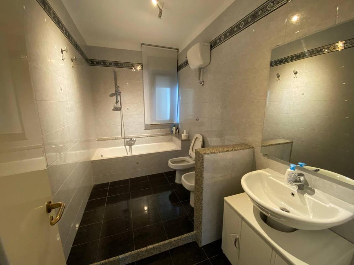 Fronte Mare By Apulia Accommodation Bari Extérieur photo