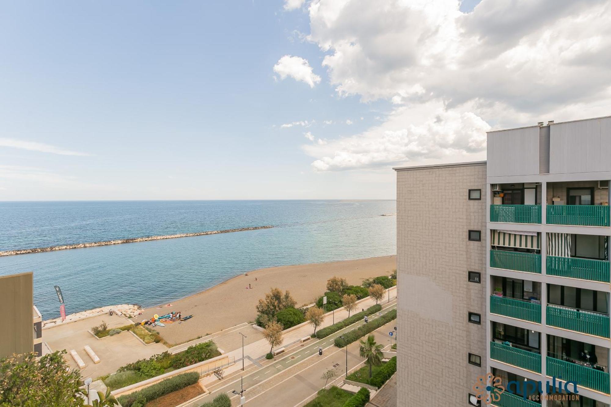 Fronte Mare By Apulia Accommodation Bari Extérieur photo