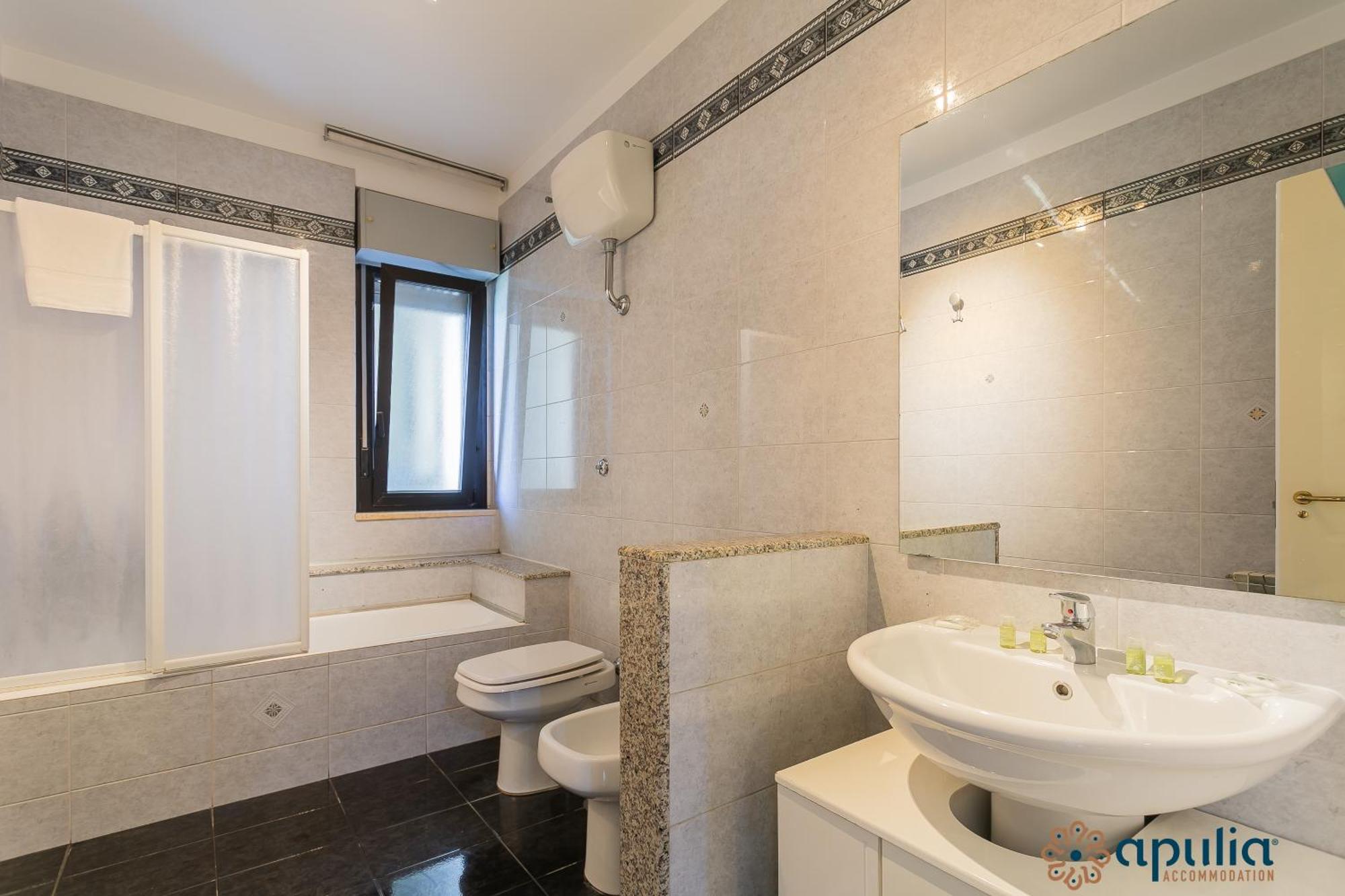 Fronte Mare By Apulia Accommodation Bari Extérieur photo