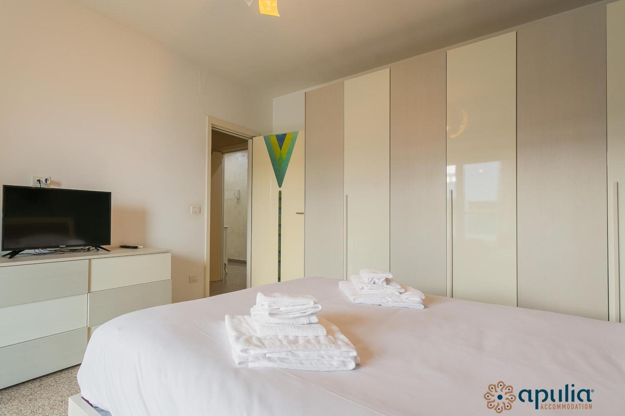 Fronte Mare By Apulia Accommodation Bari Extérieur photo